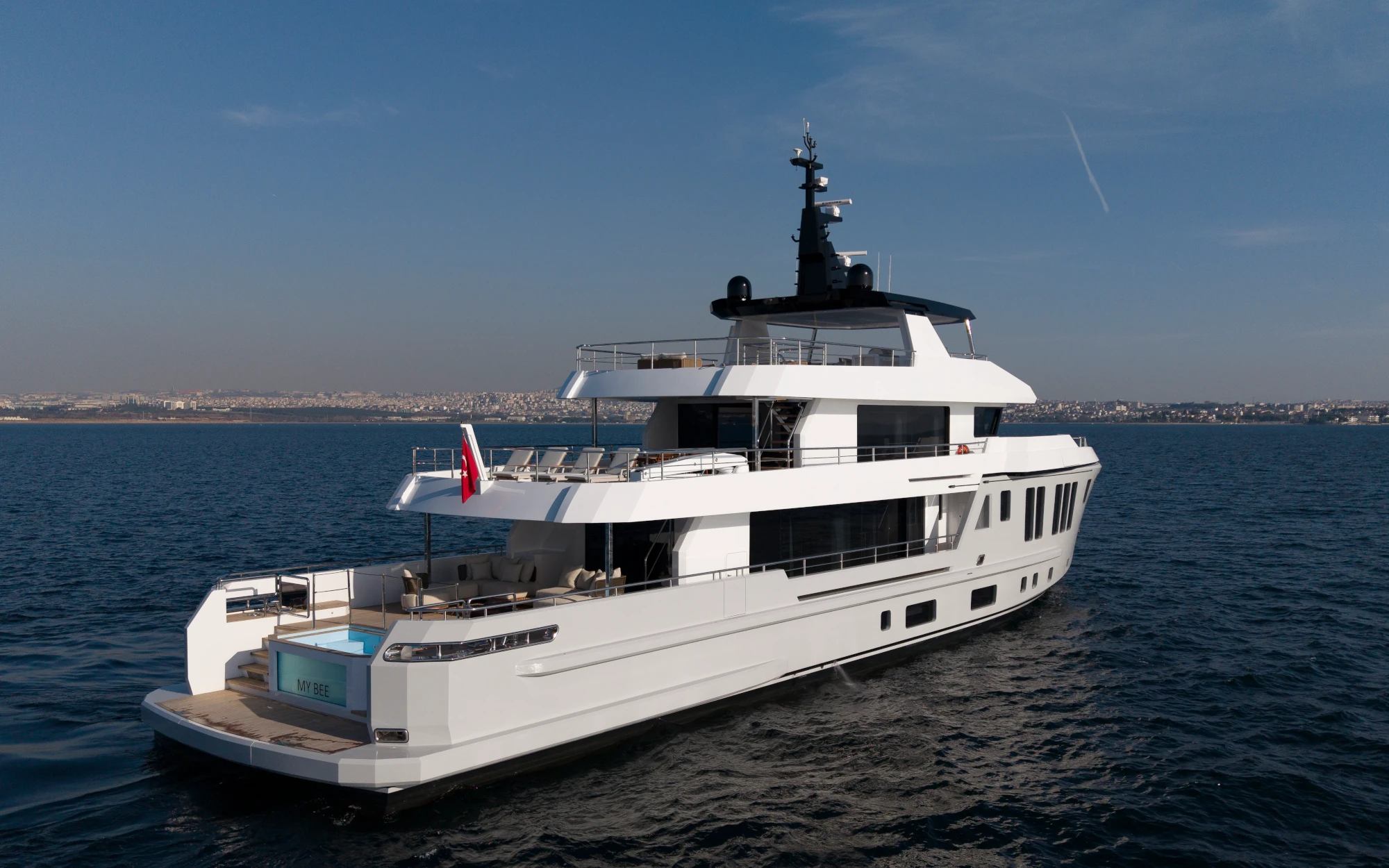 M/Y BEE EXPLORER 35M 2025
