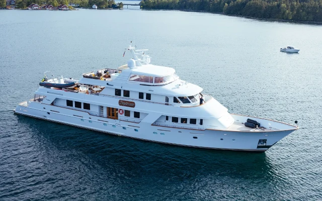 M/Y Daydream Christensen 1991