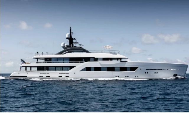 M/Y ENTOURAGE 60M Amels 2023