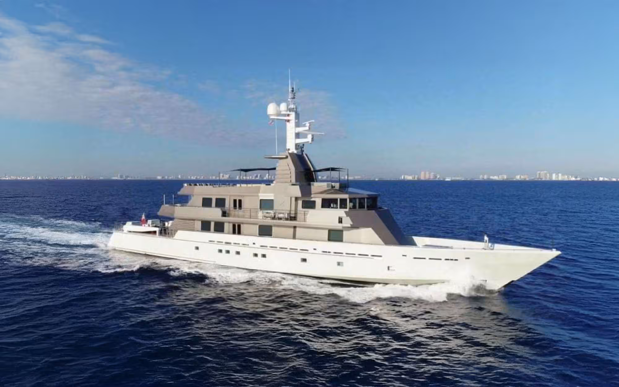 M/Y MIZU 53m Oceanfast 2004