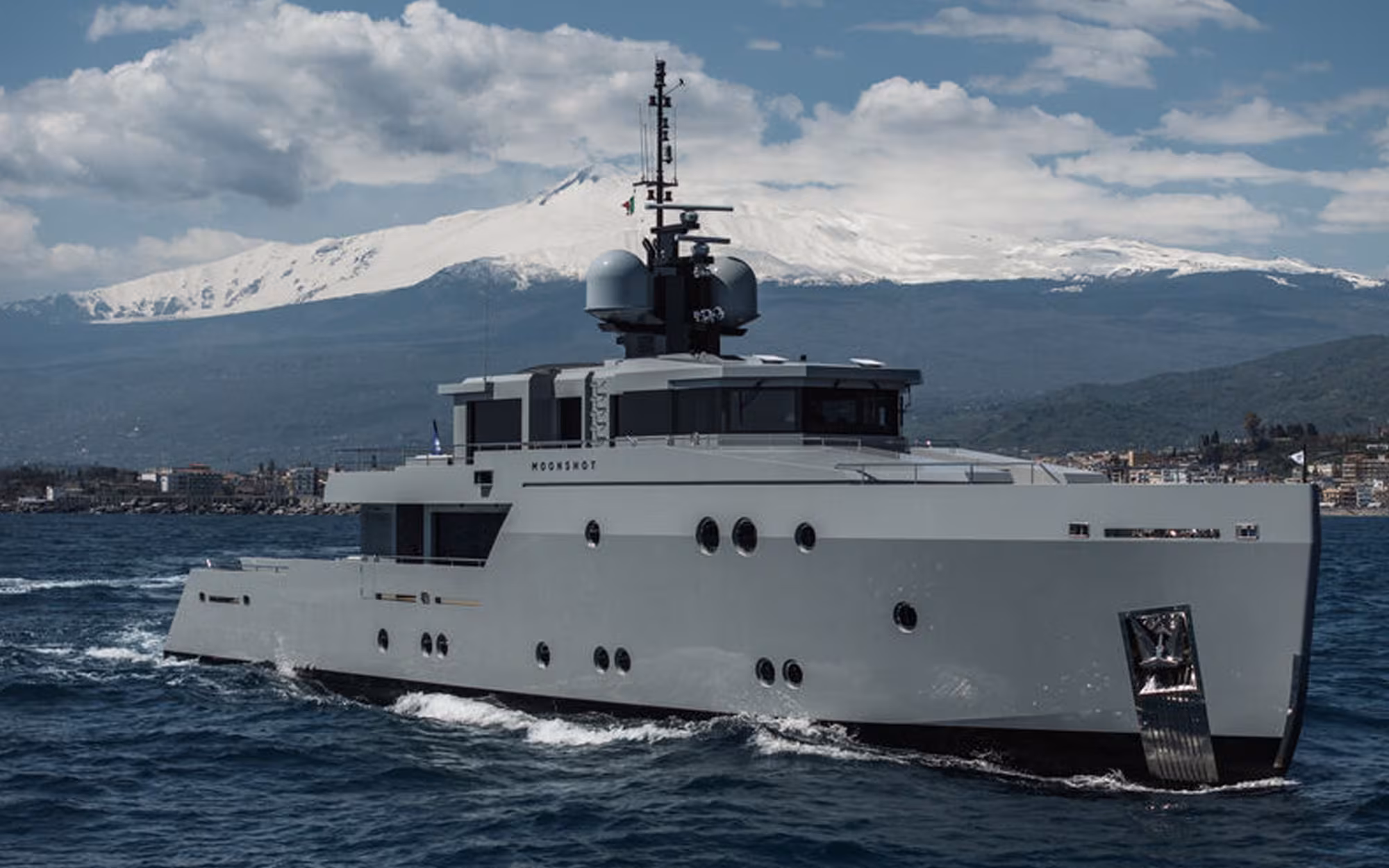 M/Y Moonshot 39.1m 128'4"Tansu 2017