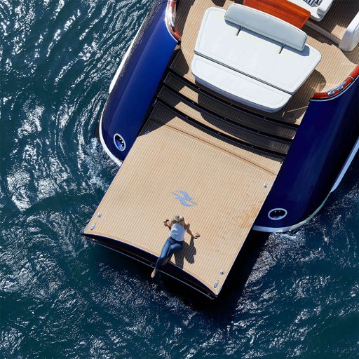 Zeelander_yachts_swim_platform